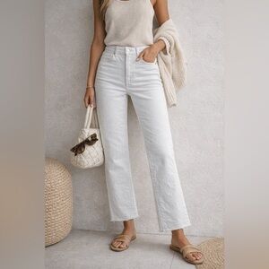 Joe’s Jeans White Raw Hem Straight Leg Jeans Size 29 High Rise Minimalist